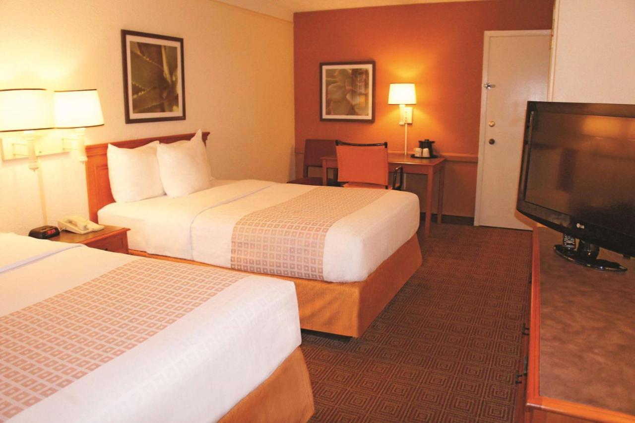 Baymont By Wyndham San Antonio South Park Hotel Ngoại thất bức ảnh