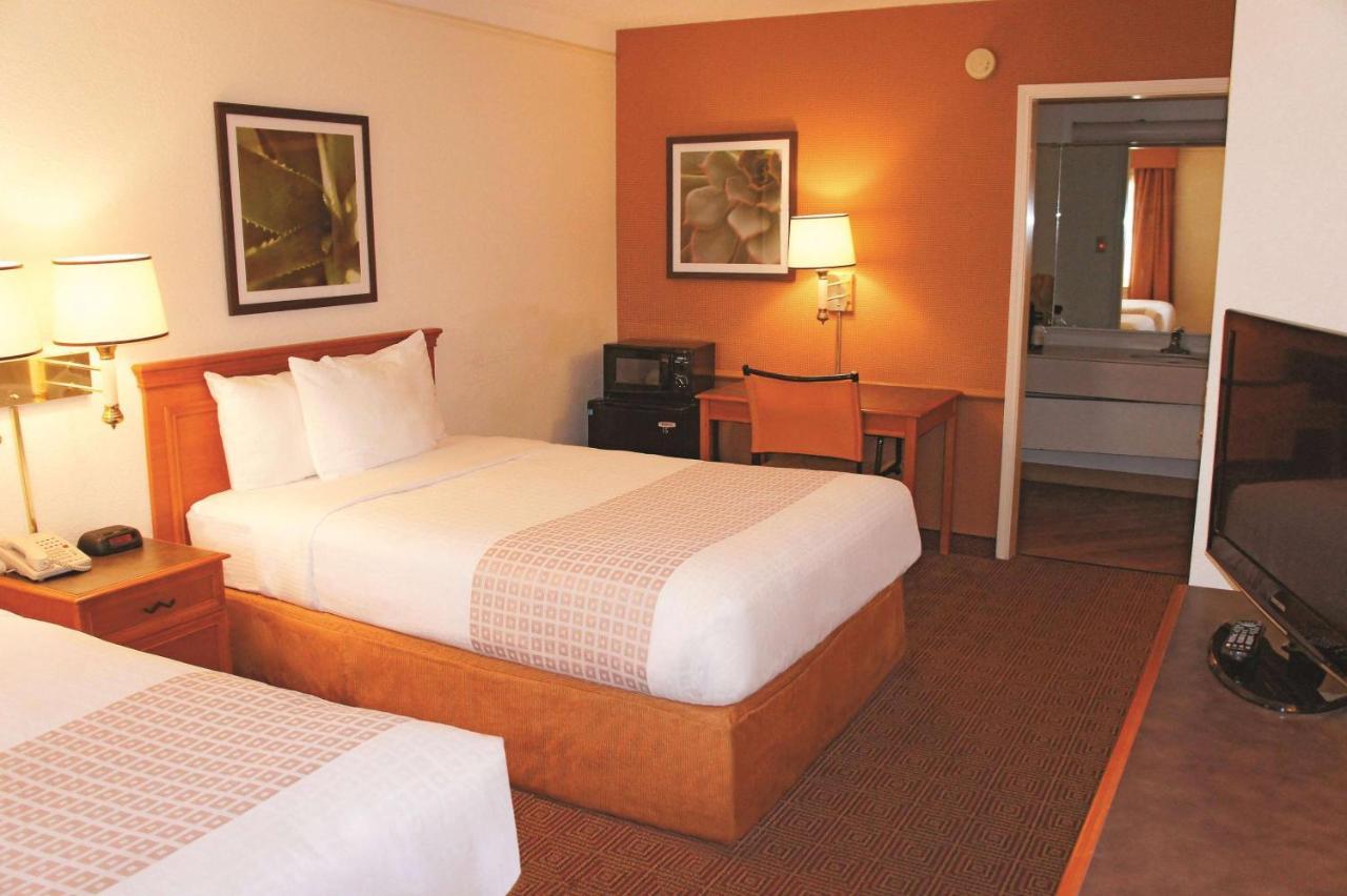 Baymont By Wyndham San Antonio South Park Hotel Ngoại thất bức ảnh
